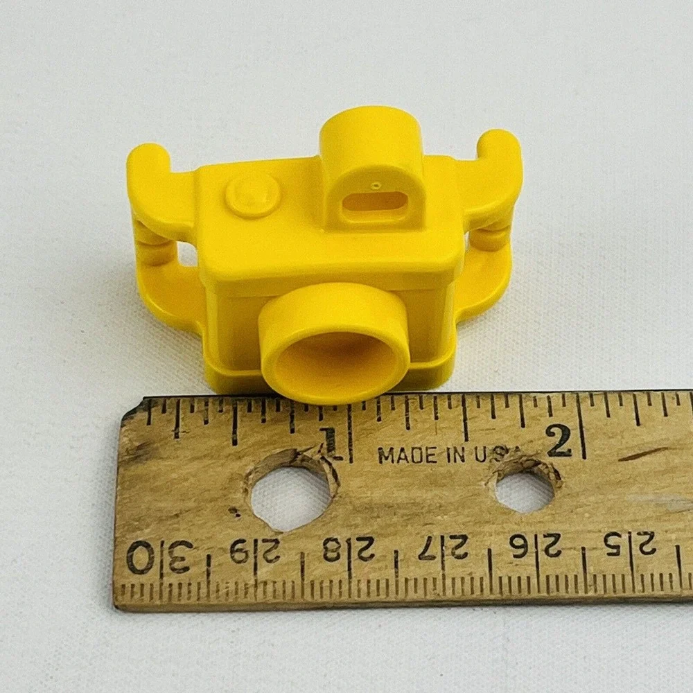 LEGO Duplo 10906‎ Tropical Island Yellow Camera Replacement Piece Only - Picture 4 of 4